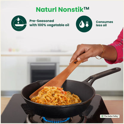 CASTrong Cast Iron fry pan/ skillet, Pre-seasoned, Naturally Nonstick, 100% Pure, Toxin-free, Fry pan for Kitchen Use, 8.1 In/ 20.5 cm/2 kg