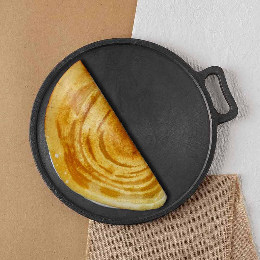 The Indus Valley Super Smooth Cast Iron Tawa for Dosa/Chapathi with Free  Wooden Flip | 30.2cm/11.8 inch, 3kg | Induction Friendly | Naturally