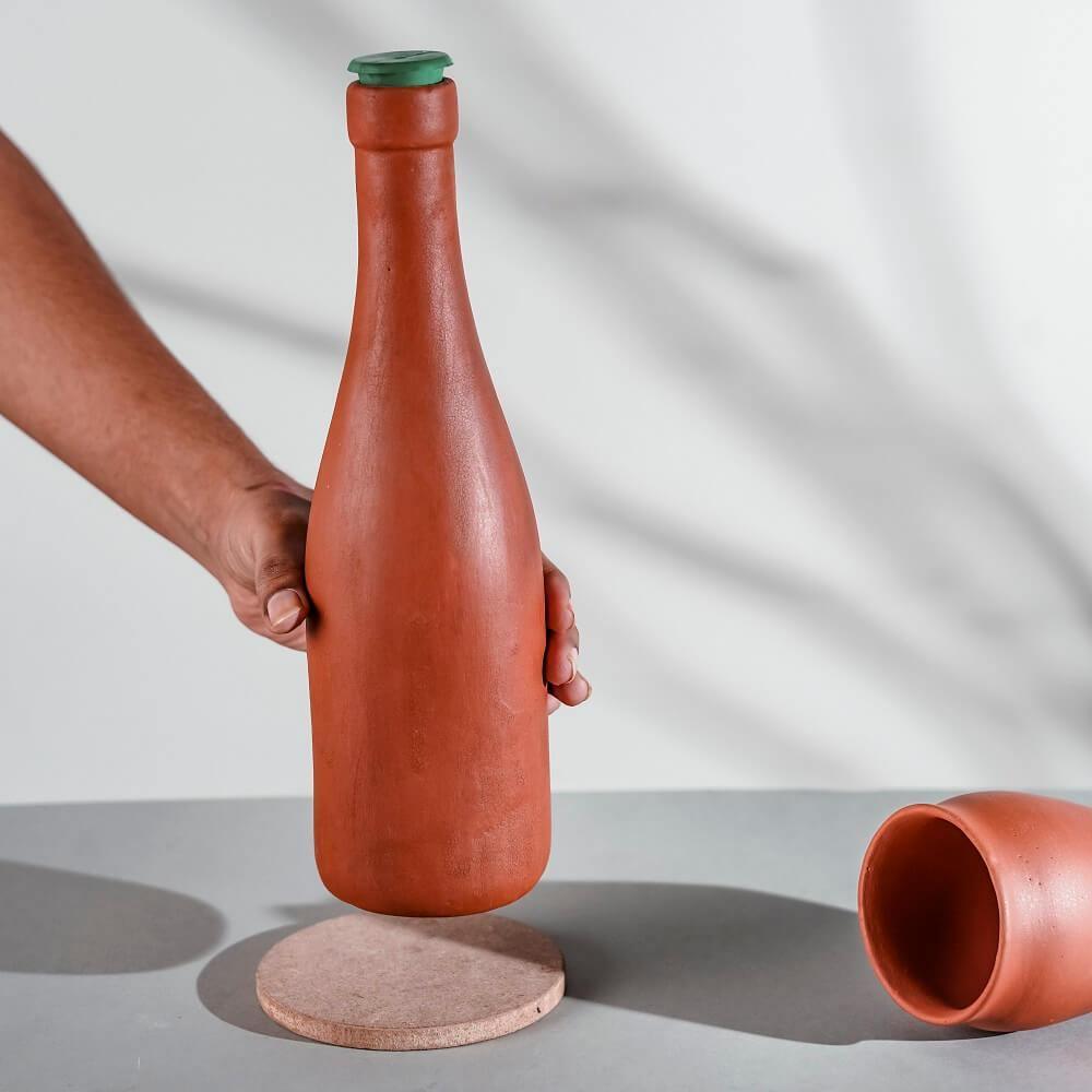 Terracotta Water Bottle Green Cork (600ml) - The Indus Valley